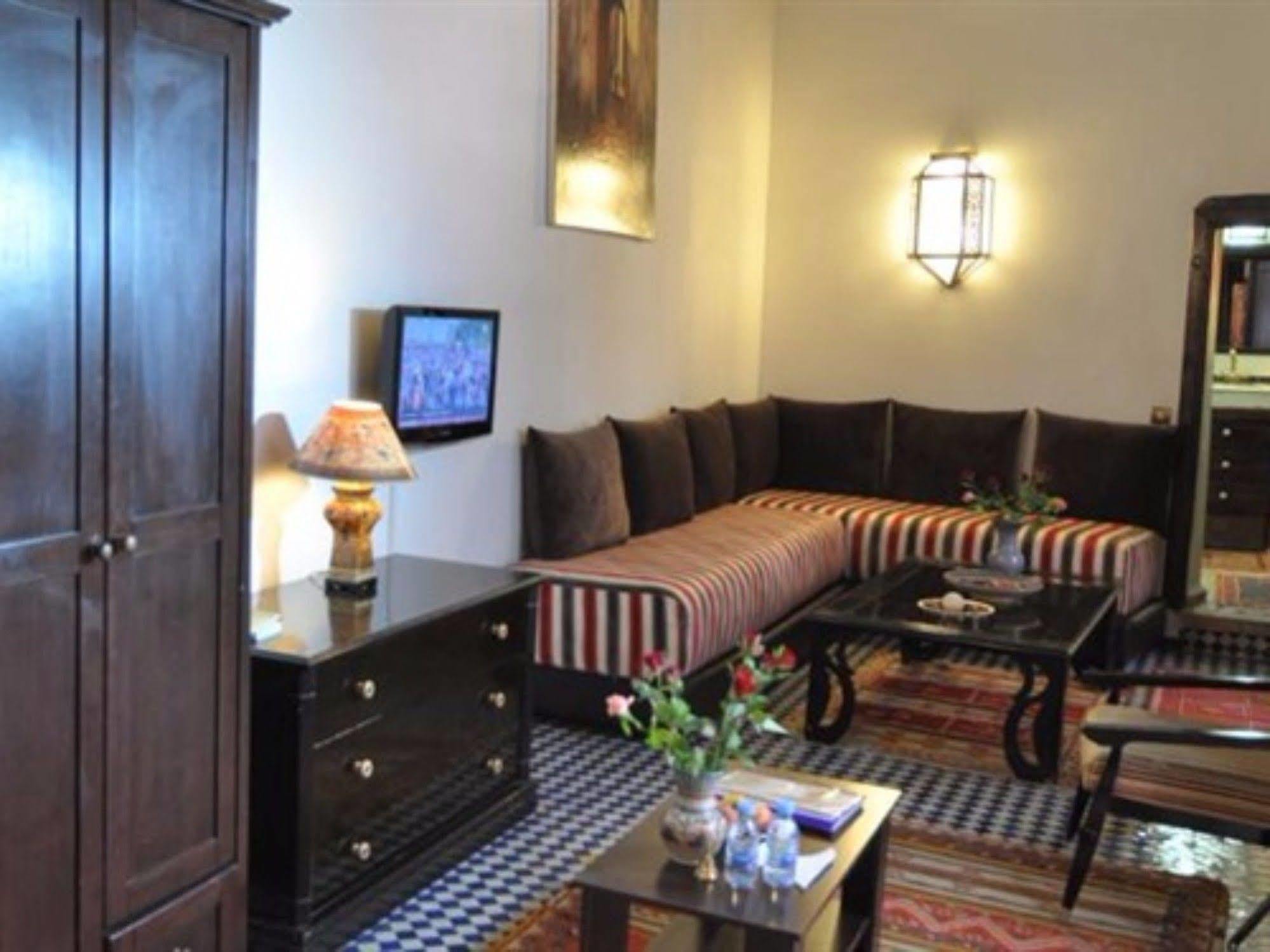 Riad Adarissa Fes Exterior photo